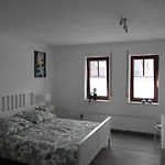 Schoener Als Zuhause - In