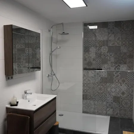 Schoener Als Zuhause - In アパート *